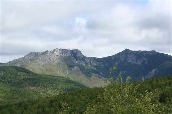 Гора Вайда, вид с перевала. Автор фото - Надежда-географ.